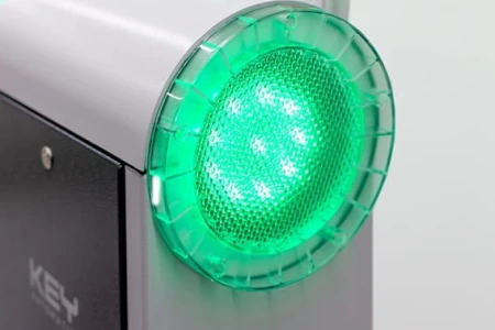 szlaban-KEY-podwójna-lampa